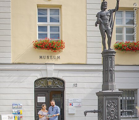 An der Tourist-Info (Gunzenhausen, Fränkisches Seenland)